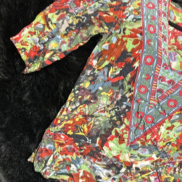 Tolani Silk Boho Floral Print Tunic Women's Size XS‎ V Neck Side Slit pullover - Picture 4 of 11